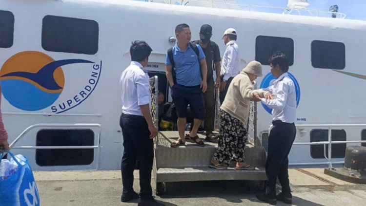 Tàu Superdong Đi Côn Đảo - Đặt Vé Trực Tuyến Thanh Toán An Toàn